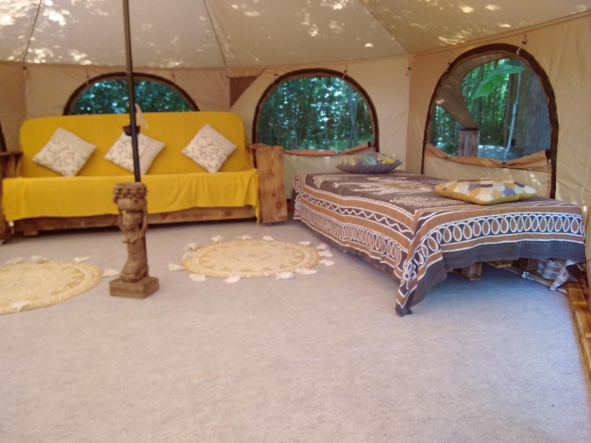 Tente Safari Lodge Dans Foret Luxuriante Vielle-Tursan Exterior foto