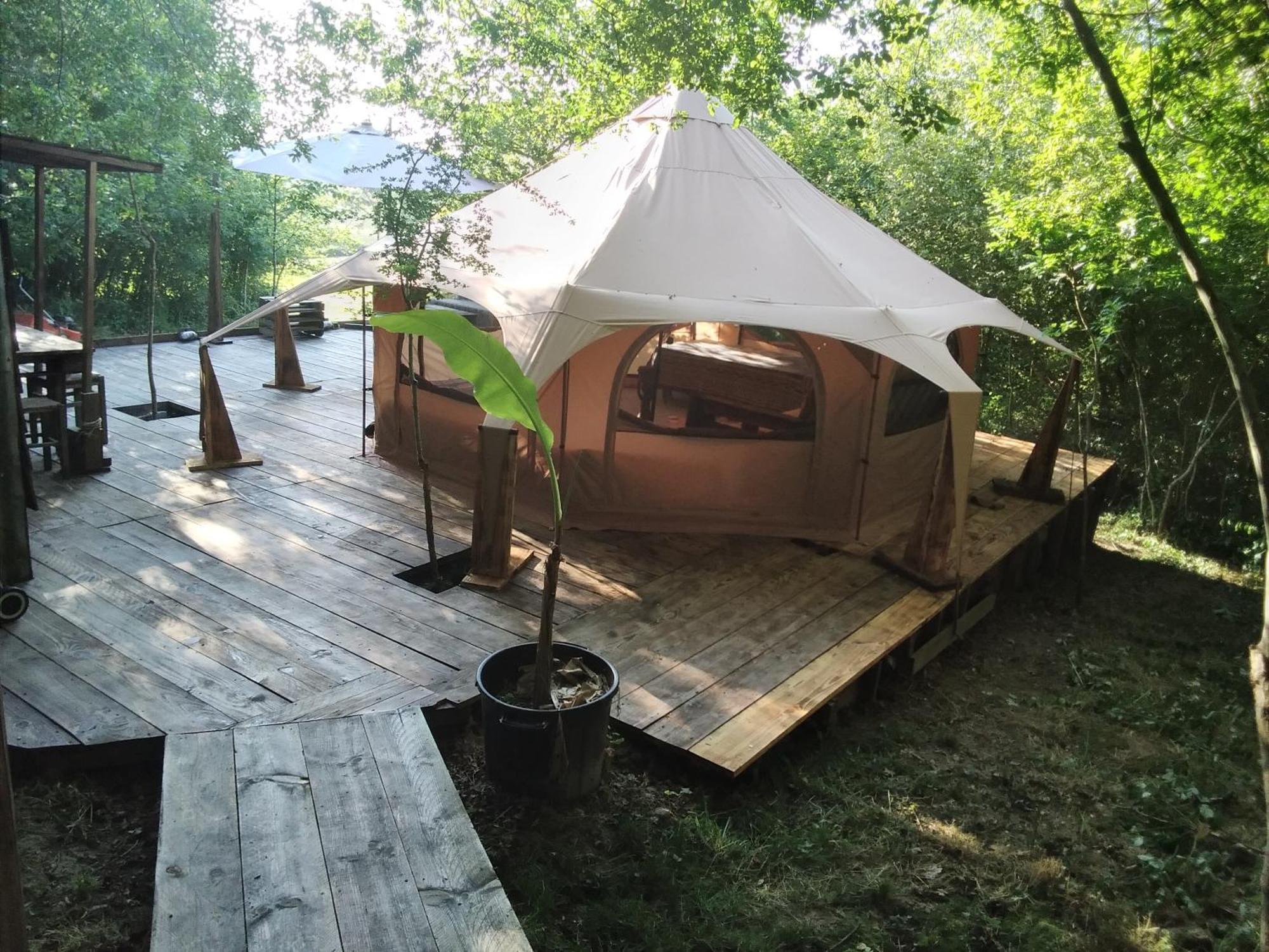 Tente Safari Lodge Dans Foret Luxuriante Vielle-Tursan Exterior foto